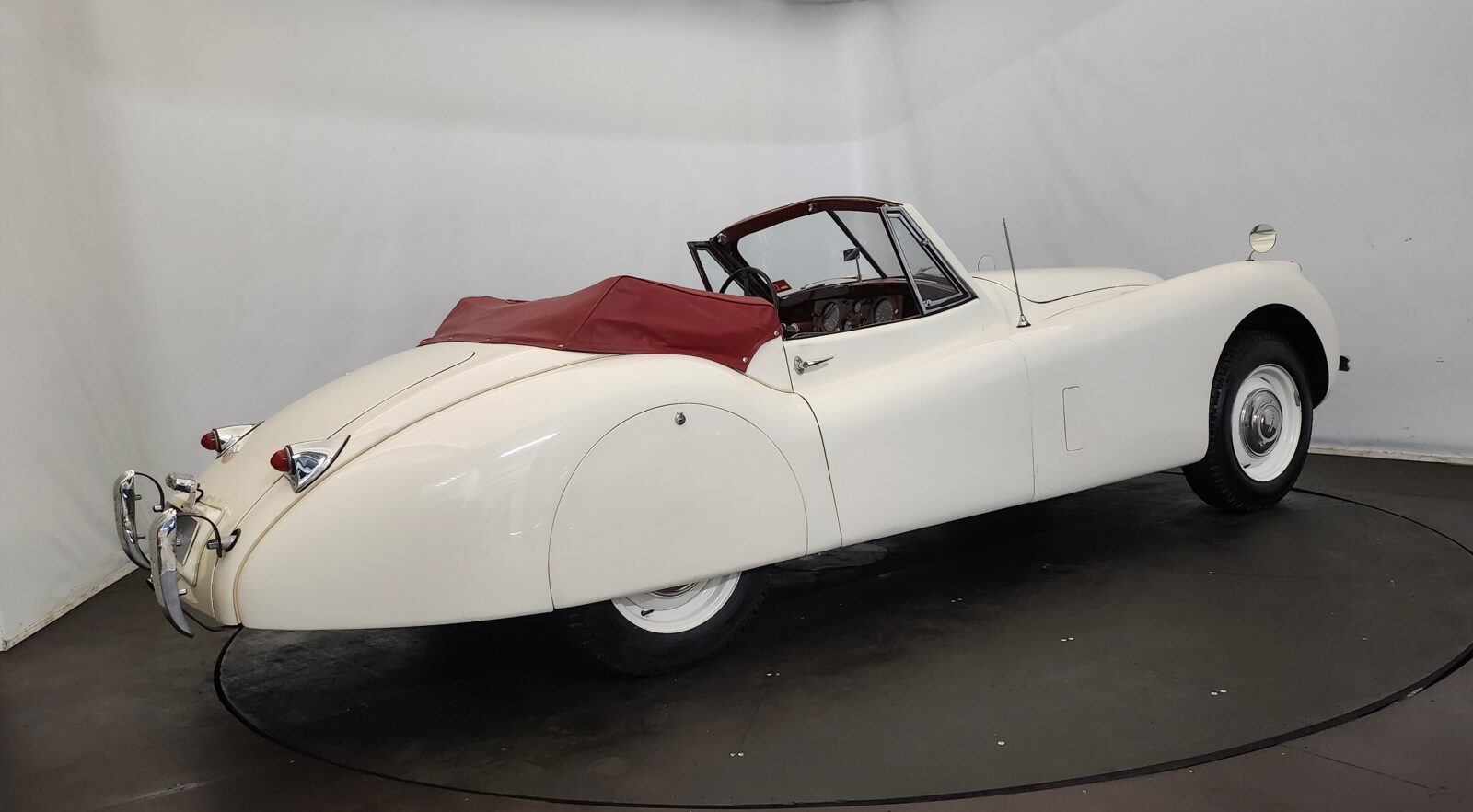 Jaguar XK 120  Année 1953 voiture de collection à vendre