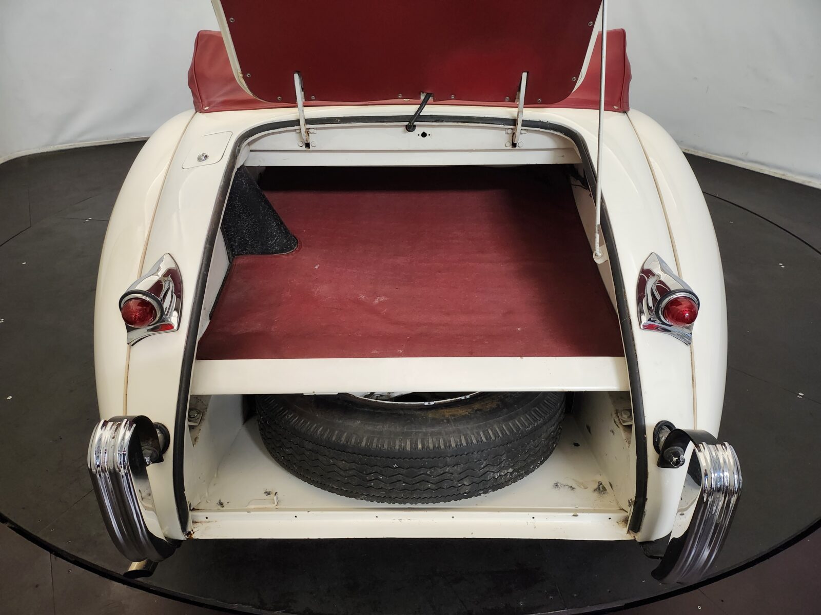 Jaguar XK 120  Année 1953 voiture de collection à vendre