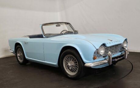 Triumph TR4  Année 1962 voiture de collection à vendre