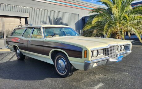 Ford Country Squire LTD  Année 1971 voiture de collection à vendre