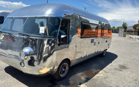 Ultra Van  Année 1966 voiture de collection à vendre