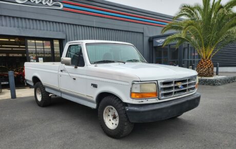 Ford F-150  Année 1996 voiture de collection à vendre