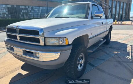 Dodge RAM 1500  Année 1996 voiture de collection à vendre