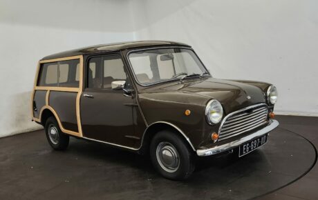 Innocenti Mini Traveller  Année 1970 voiture de collection à vendre
