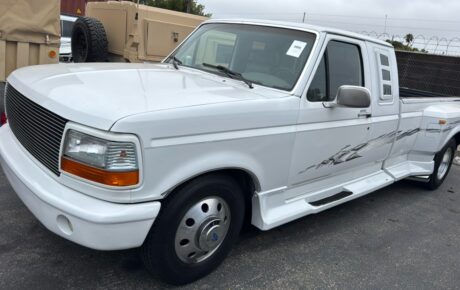 Ford F-350  Année 1996 voiture de collection à vendre