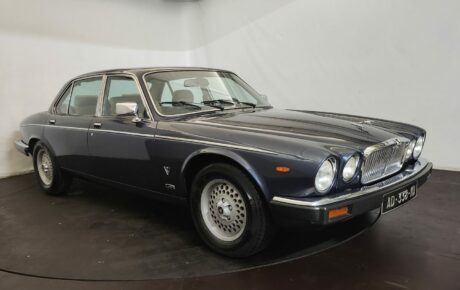 Jaguar XJ12  Année 1988 voiture de collection à vendre