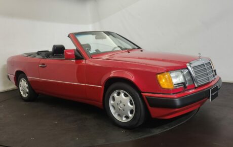 Mercedes 300 CE  Année 1993 voiture de collection à vendre