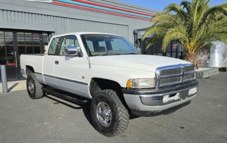 Dodge RAM 1500  Année 1996 voiture de collection à vendre